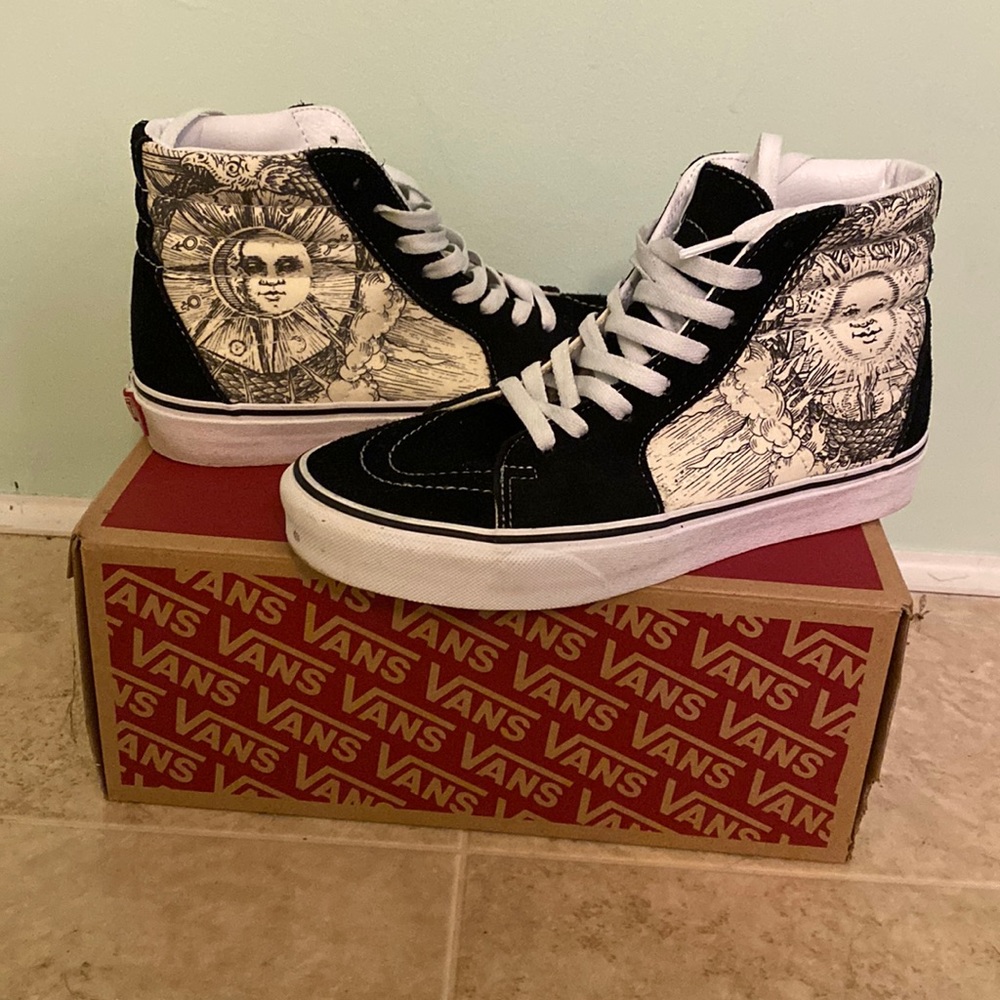 COPY - Brand new! Vans with sun and moon design